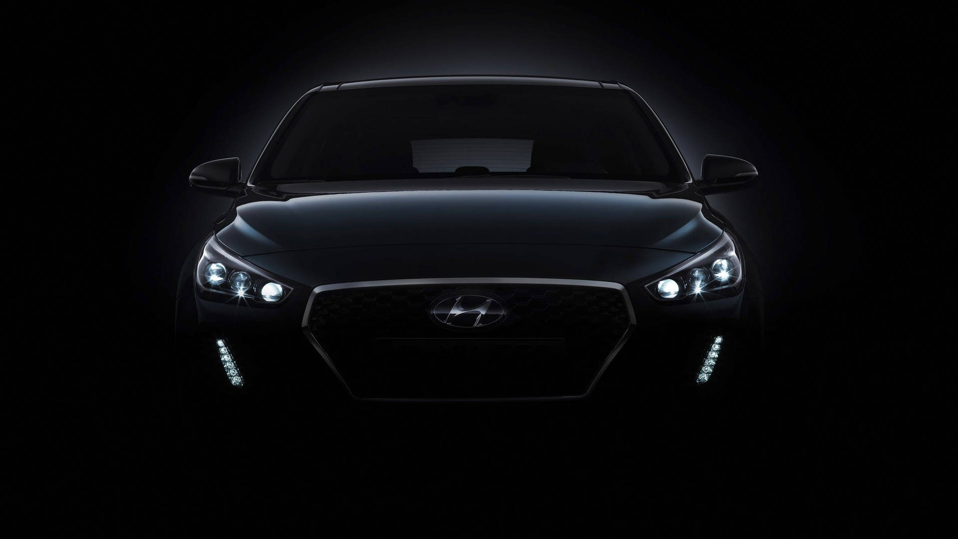 pitch-black-hyundai-6ux5vayadjfar5tm